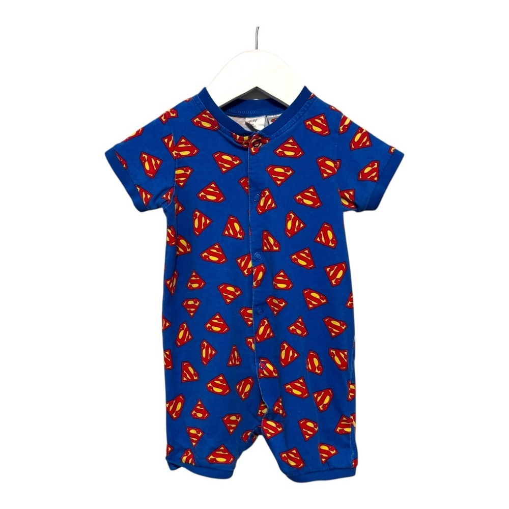 ⭐️ 5/$30 H&M Kids DC Superman Romper size 4-6 Months